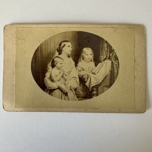 Antique CDV Women With Children Praying 1900s 4”x2.5”